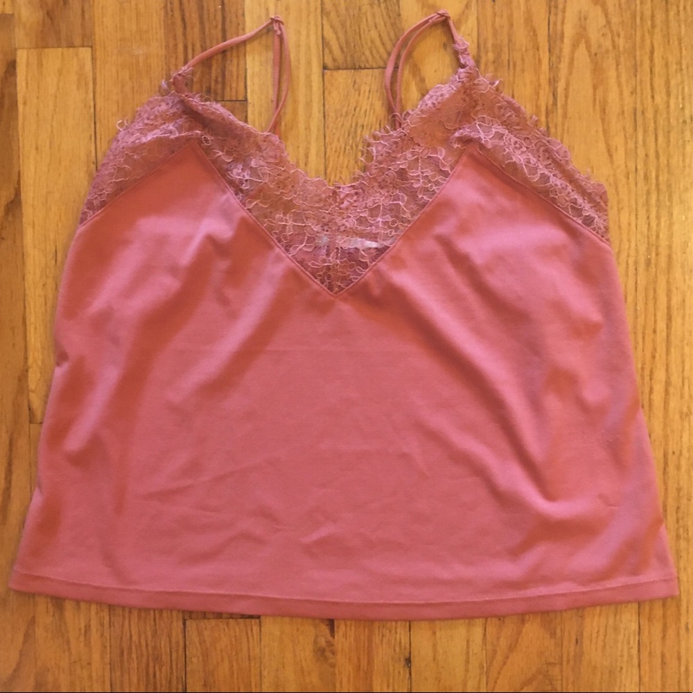 🦄 3/$15 SALE! Pink Lace Cami